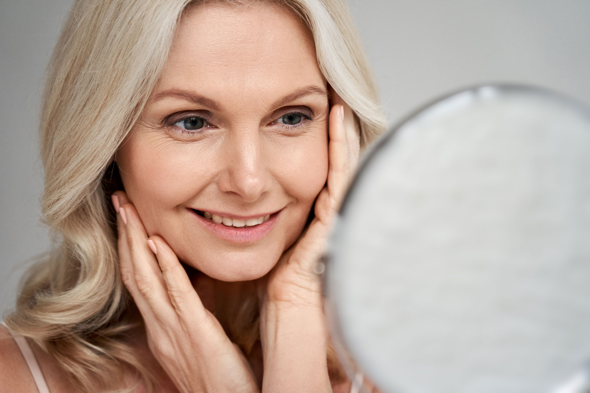 How Does BroadBand Light Therapy Work for Skin Rejuvenation?